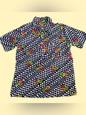Genuine Vintage 60’s/70’s Button Down Short Sleeved Blouse, Rare Beagle Collar!